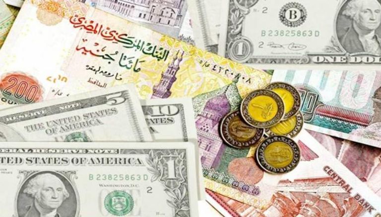 الدولار يستمر في تخويف السوق في مصر